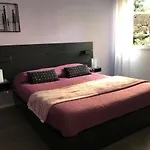 Ade Catánia