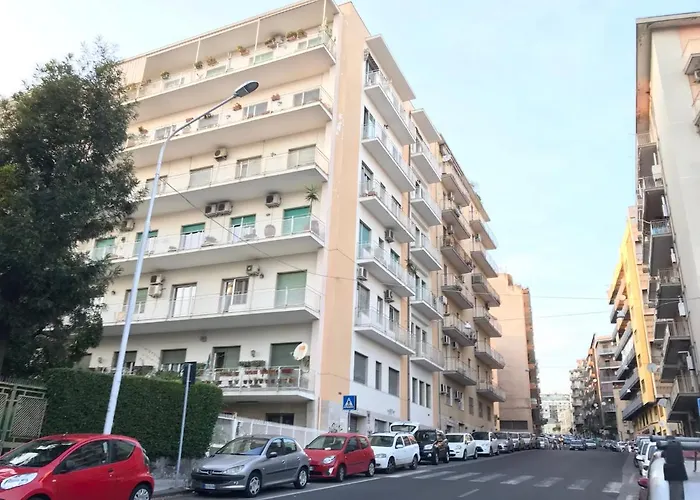 Ade Catania